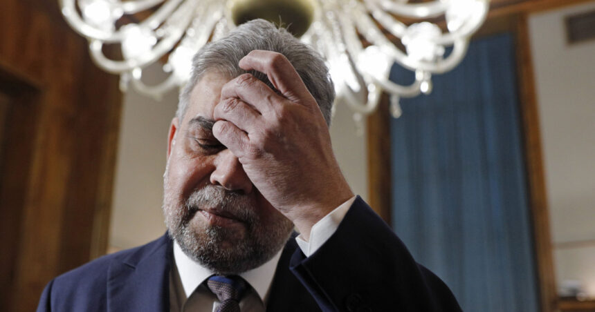 Confruntarea pentru Suprematie în PSD: Viitorul lui Ciolacu, în Echilibru Fragil, în Fața unei Opoziții Tăcute 1 analiza batalia pentru putere in psd scaunul lui ciolacu se clatina doar pe jumatate masa critica din partid ramane amortita 68205b9f45bd6