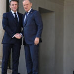 Polonia recâștigă atenția Franței: Macron și Tusk pregătesc un nou pact de colaborare! 2 analiza dupa ce a fost marginalizata mult timp in ue polonia starneste interesul frantei macron si tusk vor semna un tratat de prietenie 6819f446ed884