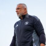 Arabii îi conturează lui Cosmin Olăroiu misiunea la conducerea echipei naționale a Emiratelor Arabe Unite. 3 arabii i au stabilit obiectivul lui cosmin olaroiu pe banca nationalei emiratelor arabe unite 68220747ce87d