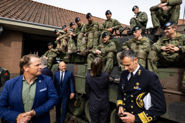 armata olandeza ridica nivelul de alerta din cauza unei amenintari sporite si a pericolului de sabotaj la granita 6824d8fc296b2