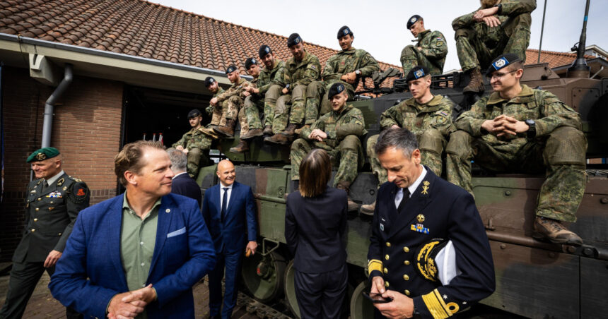 Olanda își întărește securitatea la graniță din cauza unei „amenințări crescânde” și riscurilor de sabotaj 1 armata olandeza ridica nivelul de alerta din cauza unei amenintari sporite si a pericolului de sabotaj la granita 6824d8fc296b2