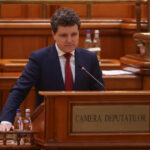 Associated Press: Noua conducere a României își asumă oficial mandatul. Situația politică se stabilizează, dar provocările rămân la orizont. 2 associated press noul presedinte al romaniei a depus juramantul criza politica se atenueaza dar la orizont se anunta provocari 68349335b4685