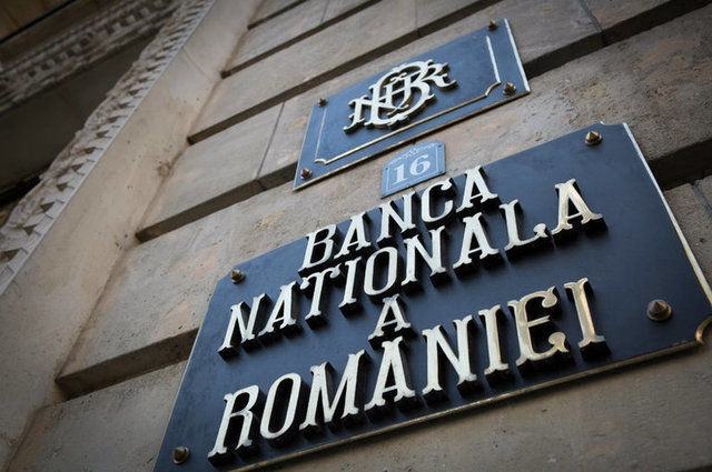 Astăzi, BNR se reunește pentru a discuta politica monetară. Ce semnale ar putea transmite banca centrală înaintea alegerilor de duminică? 1 astazi sedinta de politica monetara la bnr ce mesaje poate trimite banca centrala inaintea alegerilor de duminica 682667d2d6fb8