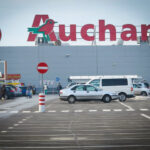 Auchan își va reduce prezența în Spania, închizând 25 de magazine și afectând peste 700 de angajați 2 auchan va inchide 25 de supermarketuri in spania si va desfiinta peste 700 de locuri de munca 681c9e9d4f63d