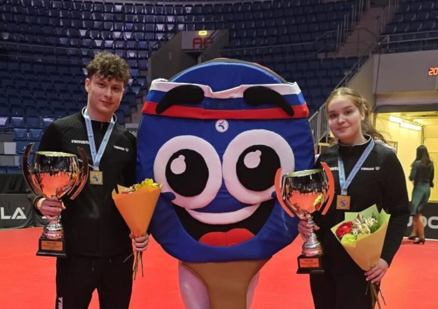 Elena Zaharia de la CSM Constanța strălucește cu aur la Campionatul European de Tineret la Tenis de Masă! 1 aur pentru elena zaharia de la csm constanta la europenele de tineret la tenis de masa 68206bf80a05d