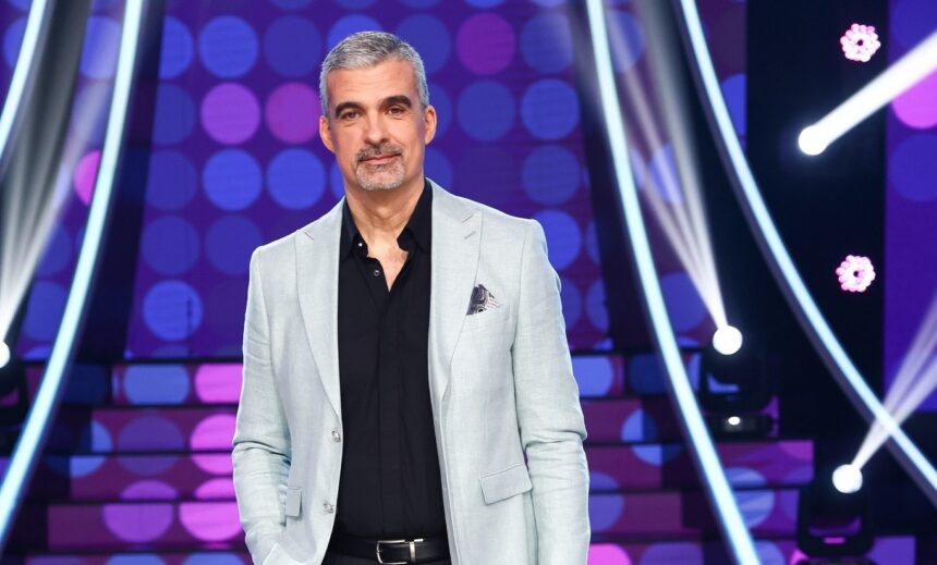 Aurelian Temișan a scăpat de 17 kilograme într-un timp uimitor. Cum a reacționat soția sa, Monica Davidescu: „A eliminat surplusul de pe întreaga siluetă” 1 aurelian temisan a slabit 17 kilograme intr un timp record ce reactie a avut sotia lui monica davidescu a luat grasimea de peste tot 682f1315a1178