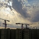 Declinul autorizațiilor pentru edificii rezidențiale: o tendință îngrijorătoare 3 autorizatiile de construire pentru cladiri rezidentiale in scadere 68395b6d61018