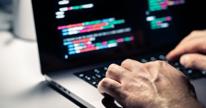 Atenție din partea DNSC: Companii din sectorul financiar-contabil, ținte ale atacurilor cibernetice ransomware 1 avertisment dnsc societati comerciale din domeniul financiar contabil vizate de atacuri cibernetice de tip ransomware 681bb31960784