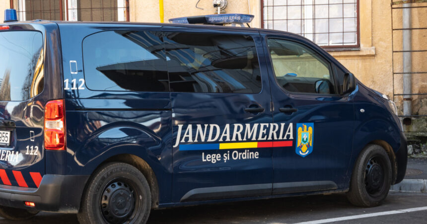 Confruntare violentă într-o secție de votare din Capitală: un alegător agresați de un bărbat și de fiul său. 1 bataie intr o sectie de votare din capitala un alegator a fost batut de un barbat si de fiul acestuia 682a1c1ea5a59
