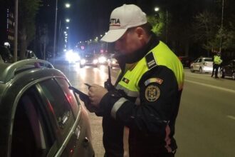 beat crita si fara permis prins gonind prin vama veche politistii l au tras pe dreapta si au descoperit ca avea alcoolemie de peste 1 la mie 6825d524ba067