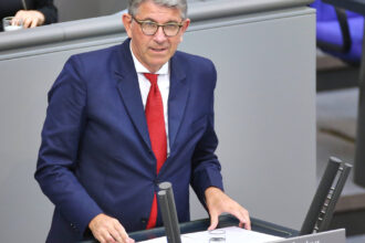 berlinul pregateste un proiect de lege pentru a taxa platformele digitale o rata de impozitare de 10 este legitima 68387fd80517b