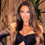 Bianca Drăgușanu a avut o întâmplare neobișnuită la lăcașul de cult. Totul s-a desfășurat după ce a aprins o lumânare: „Baba din dotare” 2 bianca dragusanu a patit o la biserica s a intamplat dupa ce a aprins o lumanare baba din dotare 6818bb3649d4f
