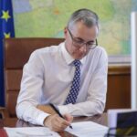 Șoc în politică: Stelian Ion (USR) îl atacă din nou pe Predoiu: Favorit în competiția pentru șefia Ministerului Afacerilor Interne! 2 bomba stelian ion usr iar il arde pe predoiu cap de lista in cursa pentru ministerul afacerilor interne 683737437d47c