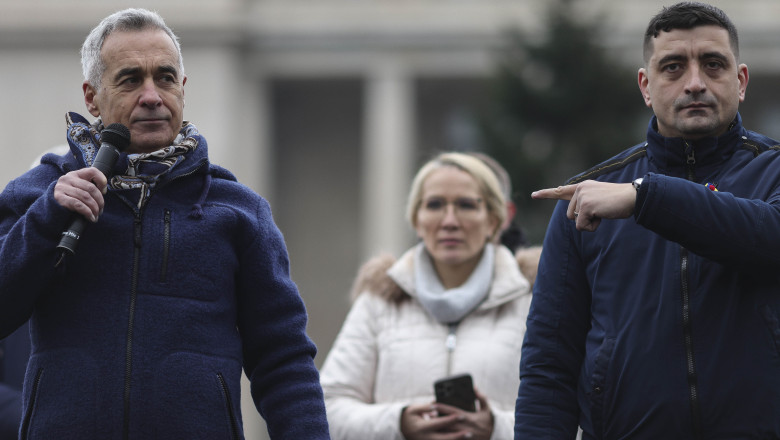 Călin Georgescu și Simion: „Este timpul să punem capăt robiei! Vorbim despre restaurarea ordinii constituționale, iar eu îmi asum rolul de prim-ministru.” 1 calin georgescu alaturi de simion aceasta obisnuinta a robiei trebuia oprita si s a oprit cert este ca vorbim de intoarcere la ordinea constitutionala pana atunci imi asum sa fiu prim min 68277a3fdbe18