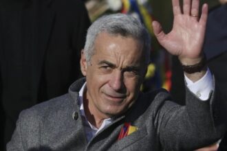 calin georgescu cand cresti printre lupi nu ai cum sa devii jigodie esenta unei societati drepte sta in demnitatea si sudoarea omului simplu 6824e1ed7c533
