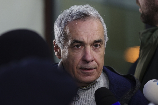 Călin Georgescu își pune libertatea pe linie: Se confruntă cu o pedeapsă de 25 de ani de detenție 1 calin georgescu isi joaca libertatea pe masa risca 25 de ani de inchisoare 6836bc1dec05d