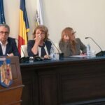 „Banii schimbă soarta, nu vorbele goale!” Spectacol de amploare în Consiliul Local Constanța, pe tema vânzării terenurilor. Primarul Chițac: „Nu accept sfaturi de la cei care nu au realizat nimic în viață!” 3 capitalul misca lumea nu gargara circ de proportii in consiliul local constanta pe vanzarea de terenuri primarul chitac nu primesc lectii de la oameni care nu au facut 6839a56cc8901