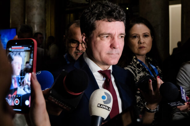 care este prima tara pe care nicusor dan ar dori sa o viziteze in calitate de presedinte mi as dori foarte mult 682ee828ca8d5