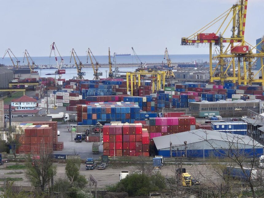 Companii interesate să coordoneze edificarea noilor centre ANABI în Portul Constanța: Un contract de peste 1,5 milioane de lei, susținut prin PNRR 1 ce firme vor sa supervizeze construirea noilor depozite anabi din portul constanta contractul depaseste 15 milioane de lei si e finantat prin pnrr 6826c0aff1a33