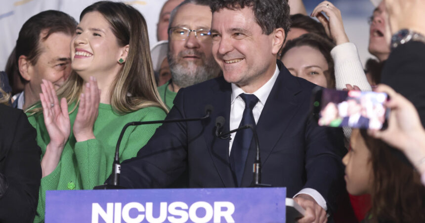 „Mesajul surprinzător al lui Nicușor Dan pentru Giorgia Meloni, în urma felicitărilor premierului italian pentru succesul electoral” 1 ce mesaj i a transmis nicusor dan giorgiei meloni dupa ce a fost felicitat de premierul italian pentru victoria in alegeri 682b3aff813e5
