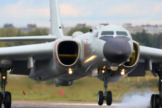 cele mai avansate bombardiere chineze vazute pe o insula disputata din marea chinei de sud 6837359c63641