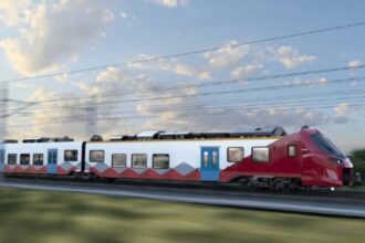 cfr calatori aduce trenuri moderne pe ruta bucuresti constanta pentru sezonul estival 6839de6fbeee9