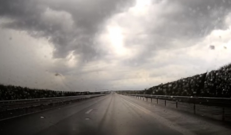 Condiții de trafic pe autostrăzile A1, A2 și A3 sub ploaie 1 circulatie in conditii de ploaie pe autostrazile a1 a2 si a3 68282a0d05878