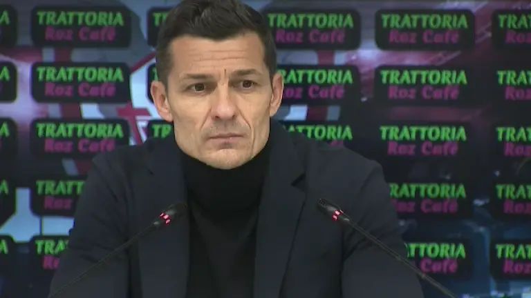 Obstacolul în calea negocierilor dintre Costel Gâlcă și Rapid! Dan Șucu contestă acordul! 1 clauza care blocheaza negocierile dintre costel galca si rapid dan sucu nu este de acord 683ac27558297