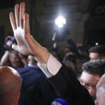 CNN - Dilema Est-Vest: O provocare crucială pentru naționalismul de inspirație Trump în Europa. Nicușor Dan, o revelație în peisajul politic european. 2 cnn o alegere intre est si vest si un test decisiv pentru ascensiunea nationalismului de tip trump in europa nicusor dan una dintre marile suprize ale momentului in politica europeana 682a5ff6643eb