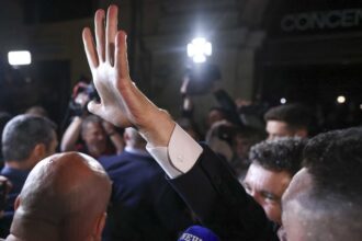 cnn o alegere intre est si vest si un test decisiv pentru ascensiunea nationalismului de tip trump in europa nicusor dan una dintre marile suprize ale momentului in politica europeana 682a5ff6643eb