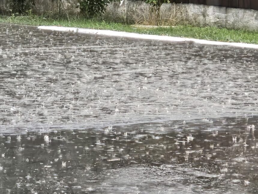 Alertă meteorologică: Ploi și furtuni pe cale să lovească Constanța și Tulcea! 1 cod galben de ploi si vijelii in constanta si tulcea 6832e735d179d