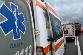coliziune intre un autoturism si un autobuz cu pasageri in zona delfinariu din constanta 6836eab9b9f45
