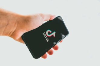 comisia europeana constata cu titlu preliminar ca registrul de publicitate al tiktok nu respecta legislatia ue 6825fafed3c2f