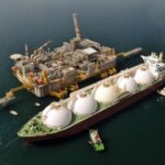 Gigantii energetici din SUA solicită o excepție de la strategia lui Trump pentru transportul LNG cu nave fabricate pe teritoriul american 3 companiile energetice americane cer scutire de la planul lui trump privind transportul de lng pe nave construite in sua 681c9e98d9004