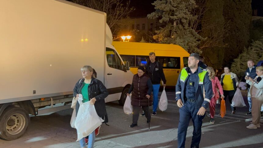 Constanța: Sosiți buletinele de vot de la secțiile de votare la Biroul Electoral Județean pentru predare 1 constanta buletinele de vot de la sectiile de votare au inceput sa fie aduse la biroul electoral judetean constanta in vederea predarii 6817cdffe521c
