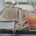 Constanța aduce un omagiu trecutului: Placa memorială dedicată deținuților politici de la Cazino își face astăzi apariția 2 constanta isi cinsteste istoria astazi este dezvaluita placa memoriala pentru detinutii politici care au muncit la cazino 68245cf818798
