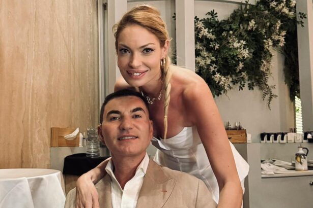 cristi borcea dezvaluiri inedite despre viata personala si valentina a stiut nu m a luat de la biblioteca le aveam combinate pe toate 683591fd86504