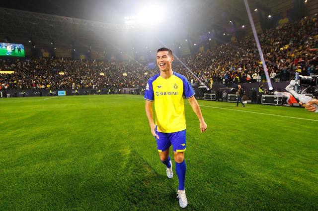 Cristiano Ronaldo își păstrează titlul de lider în topul Forbes al sportivilor cu cele mai mari câștiguri pentru al treilea an la rând! 1 cristiano ronaldo al treilea an consecutiv in fruntea clasamentului forbes al celor mai bine platiti sportivi din lume 6827178886974