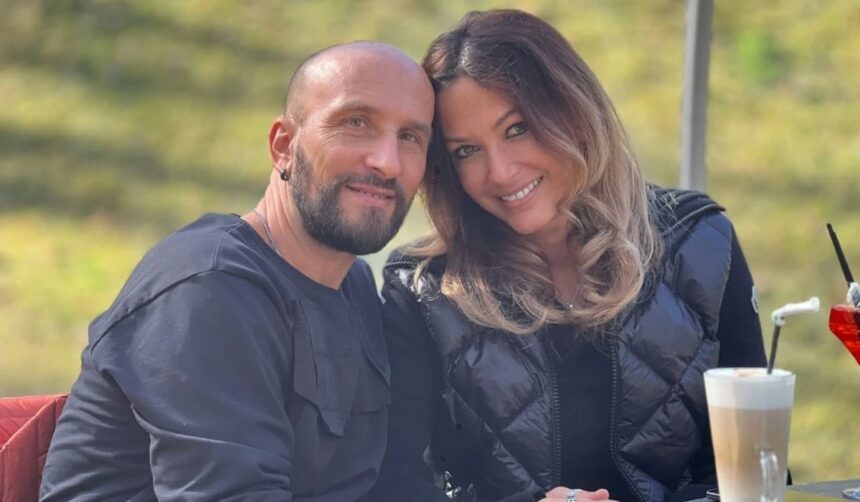 Anca Țurcașiu și Călin Șerban: Momente Încărcate de Pasiune la Malul Mării! 1 cum a aparut anca turcasiu alaturi de iubitul ei calin serban actrita s a dezbracat si a ramas in costum de baie 6815fc89942ec