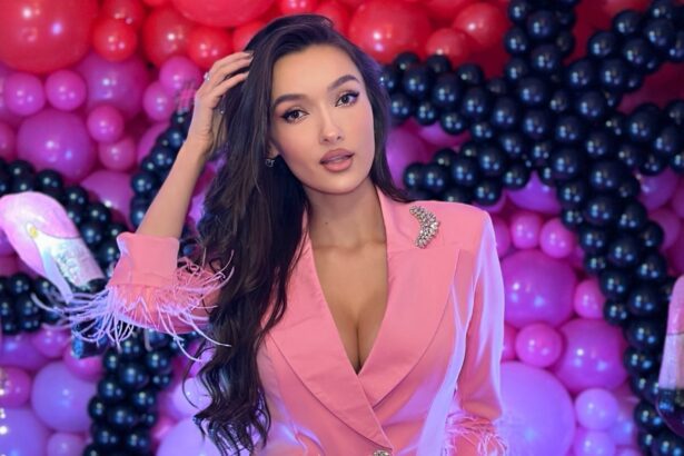 cum a aparut viviana sposub in club la mamaia dupa despartirea de george burcea a baut sampanie si nu s a distrat singura 6817468aac5f8