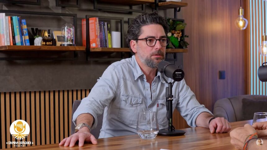 Dan Bordeianu dezvăluie dificultățile din cariera sa de actor: „Nu aș reveni în acel mediu. Dormeam în cele mai neașteptate locuri, chiar și în toalete.” 1 dan bordeianu a vorbit despre provocarile din perioada in care era actor nu m as intoarce in mediul acela dormeam oriunde adica in toalete 682971c367017