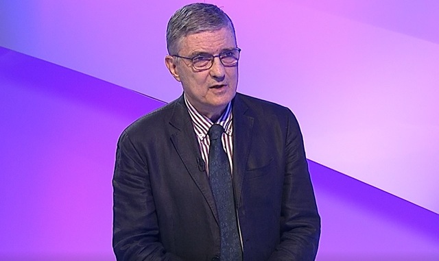 Daniel Dăianu: Iluzia celor care cred că deficitul poate fi remediat doar prin reducerea cheltuielilor este o fantezie. O astfel de abordare este imposibilă. Acest deficit bugetar acționează ca o cangrenă asupra economiei și societății românești. 1 daniel daianu cei care sustin teza ca corectia deficitului se poate face numai pe partea de cheltuieli alearga dupa o himera asa ceva nu este posibil acest deficit bugetar este ca o cangrena pentru 6835948b898a2