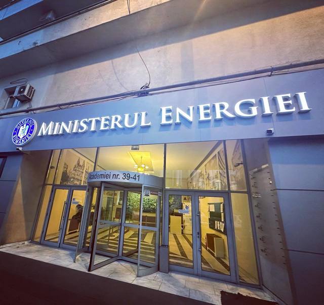 RESTRUCTURARE la Ministerul Energiei: 91 de funcții vor fi eliminate, dintre care 16 sunt deja ocupate 1 decizie reorganizare la ministerul energiei dispar 91 de posturi din schema din care doar 16 ocupate 681c7709caebb