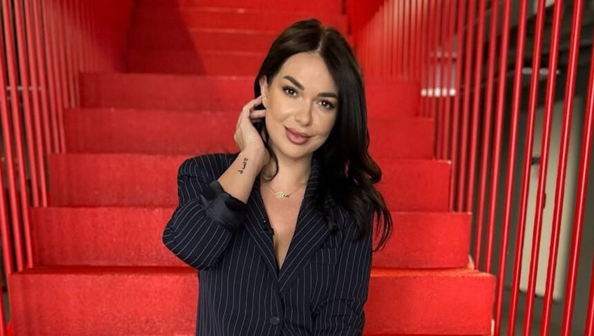 Deea Maxer se deschide în fața publicului: Secrete din viața personală, gusturile care o emoționează și pasiunea pentru gătit! 1 deea maxer dezvaluiri din intimitate ce o face sa planga si care este mancarea ei preferata ador sa gatesc exclusiv 6821b654cfde7