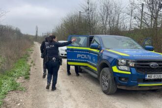 descoperire socanta la navodari vezi aici ce au gasit politistii in zona fostei gari din oras 681499f104062