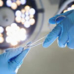 Medicul care a administrat anestezia fatală unei paciente a evitat închisoarea: faptele s-au prescris, dar daunele morale persistă! 2 doctorita care a anesteziat gresit o pacienta iar femeia a murit a scapat de inchisoare faptele s au prescris raman daunele morale 681933079b4a2