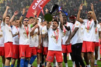 dupa baeten gigi becali anunta ca e gata sa cedeze inca doi jucatori de la fcsb 682ef2f544b11