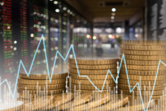 economia romaniei risca sa fie retrogradata daca deficitul bugetar va creste peste asteptari avertizeaza agentia de rating sp 682ddb30dc676