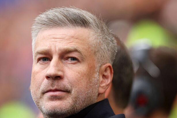 edward iordanescu poate ajunge in las vegas ul din orient a fost ofertat 682192c7ca749