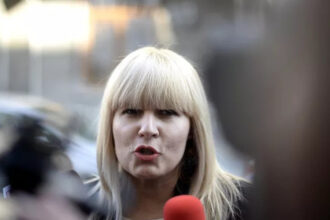 elena udrea a obtinut in instanta deducerea din pedeapsa a mai multor zile petrecute in arest preventiv decizia poate fi atacata 6835c44b213aa